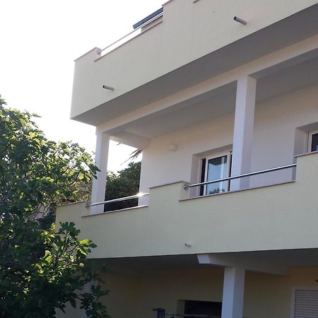 Apartmani Isabella - Ilda Radonic Jelsa (Hvar) Exterior foto