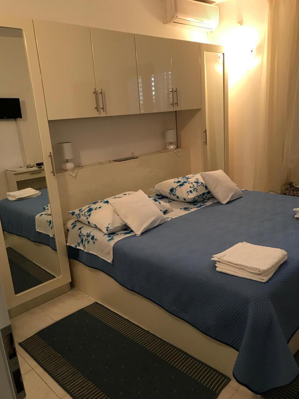 Apartmani Isabella - Ilda Radonic Jelsa (Hvar) Exterior foto