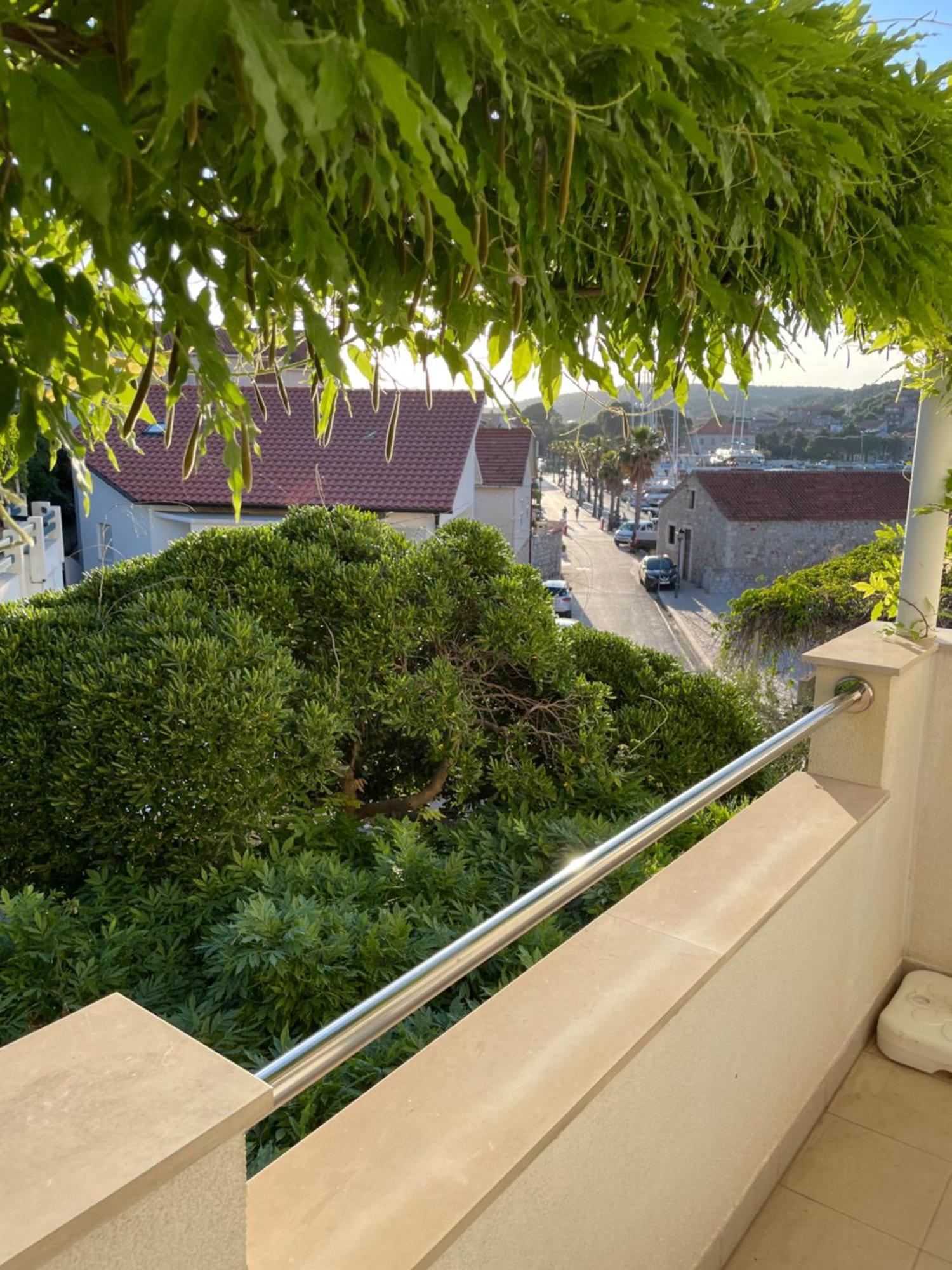 Apartmani Isabella - Ilda Radonic Jelsa (Hvar) Exterior foto