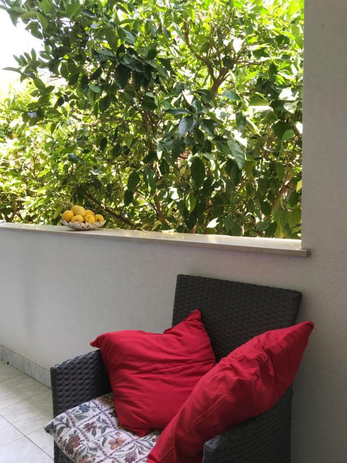 Apartmani Isabella - Ilda Radonic Jelsa (Hvar) Exterior foto