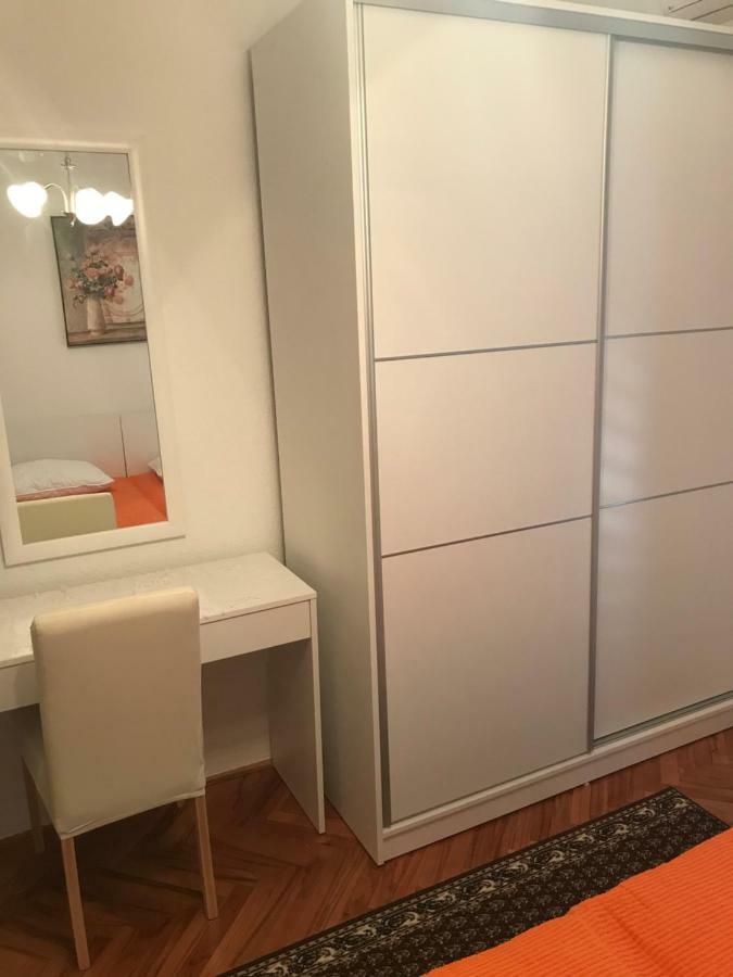 Apartmani Isabella - Ilda Radonic Jelsa (Hvar) Exterior foto